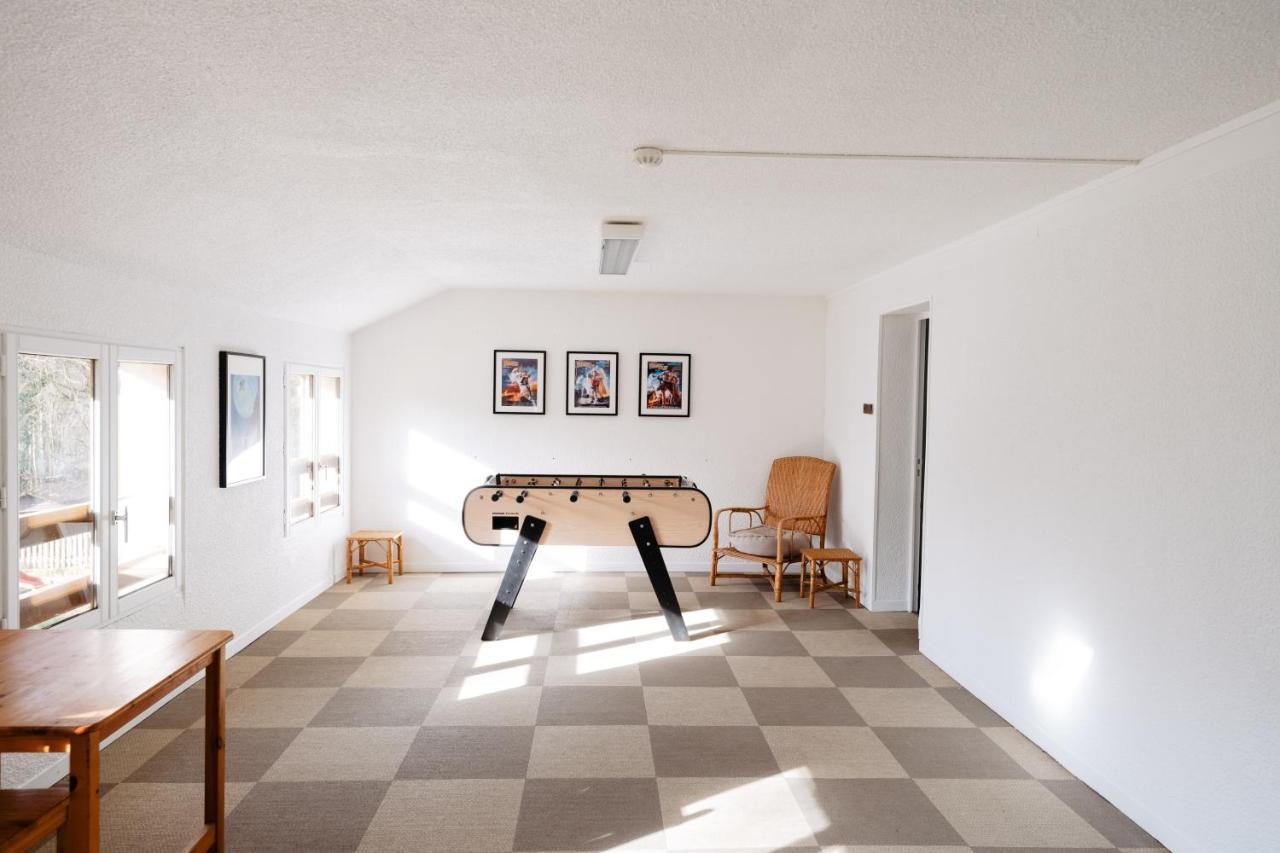 La Donaclaudre - Hebergement De Groupe En Pleine Nature, Ideal Pour Tous Vos Sejours ! 63 Couchages - 2 Grandes Salles - Salle De Jeux - Cuisine Professionnelle - Accessible Facilement - Localisation Attractive -Proche Paris & Disney Saint-Augustin  Eksteriør billede