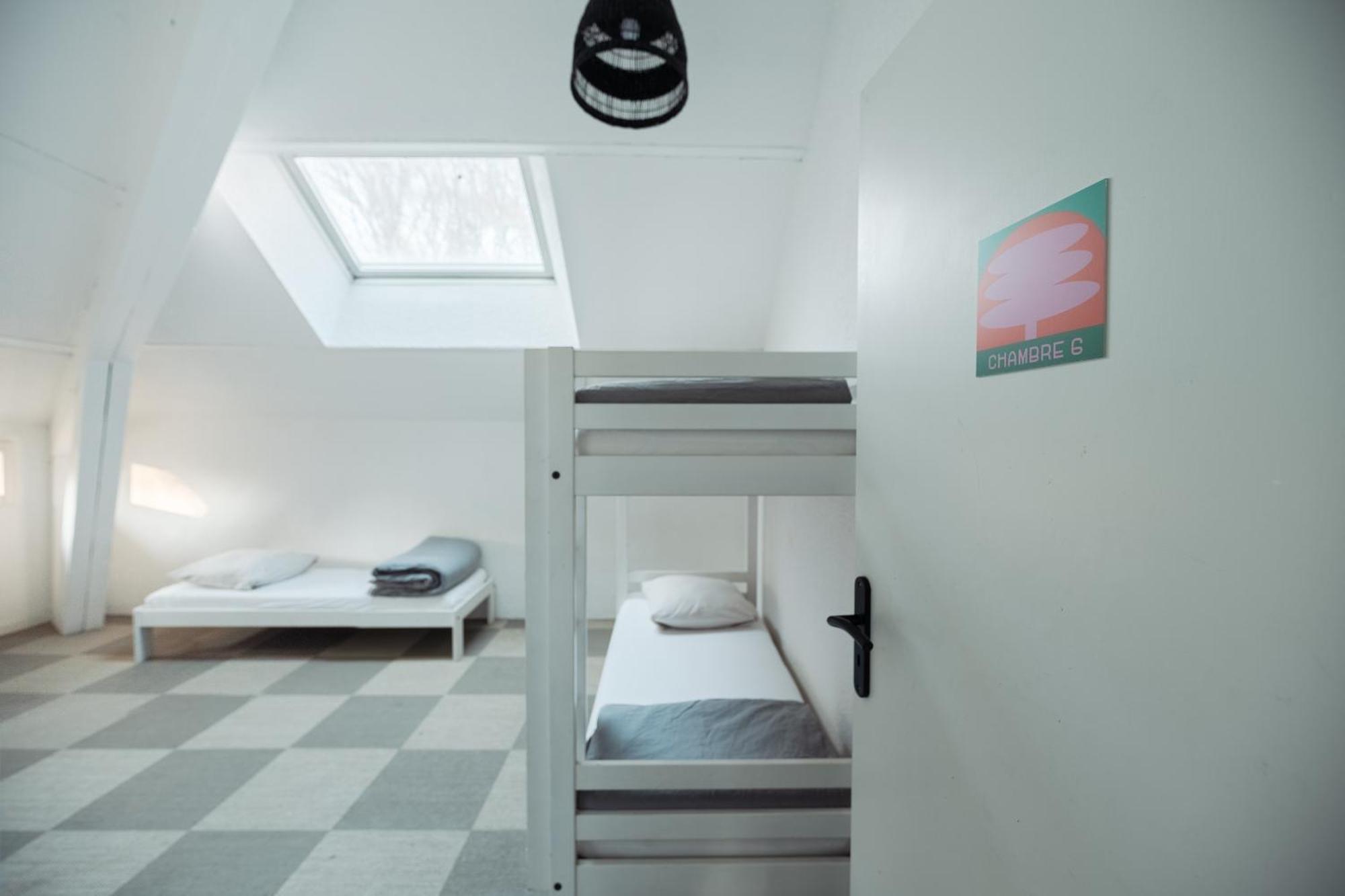 La Donaclaudre - Hebergement De Groupe En Pleine Nature, Ideal Pour Tous Vos Sejours ! 63 Couchages - 2 Grandes Salles - Salle De Jeux - Cuisine Professionnelle - Accessible Facilement - Localisation Attractive -Proche Paris & Disney Saint-Augustin  Eksteriør billede