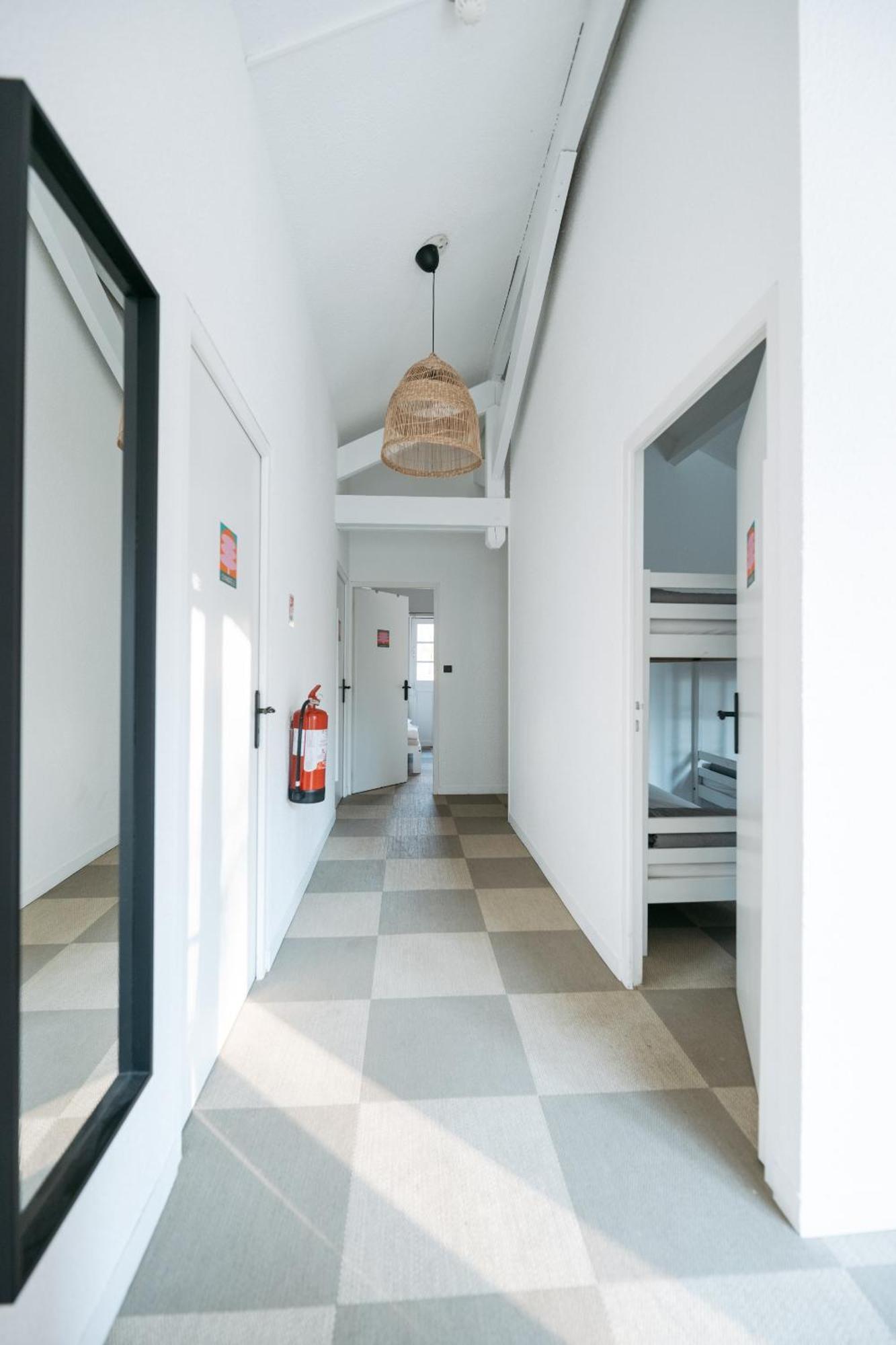 La Donaclaudre - Hebergement De Groupe En Pleine Nature, Ideal Pour Tous Vos Sejours ! 63 Couchages - 2 Grandes Salles - Salle De Jeux - Cuisine Professionnelle - Accessible Facilement - Localisation Attractive -Proche Paris & Disney Saint-Augustin  Eksteriør billede