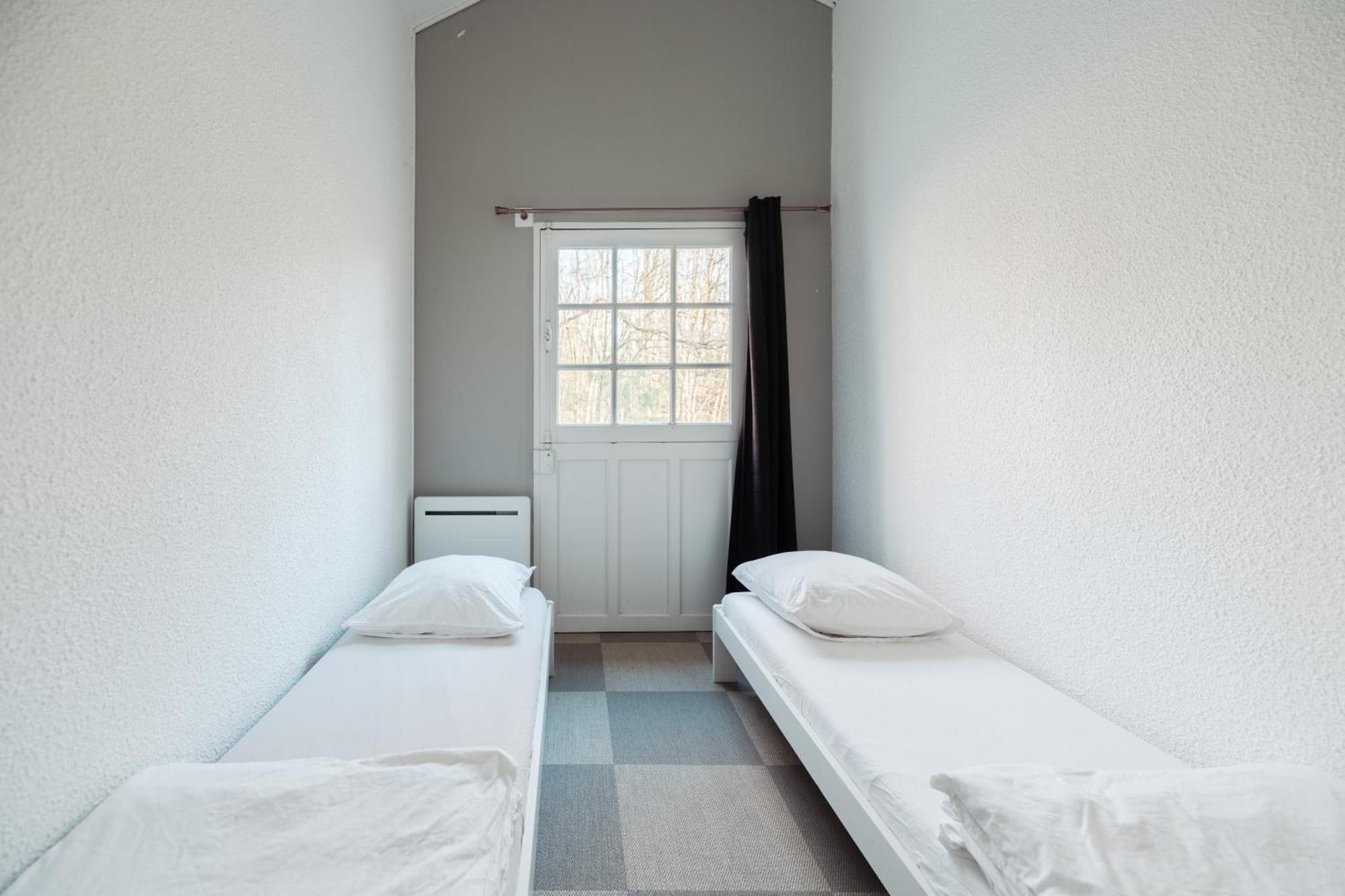 La Donaclaudre - Hebergement De Groupe En Pleine Nature, Ideal Pour Tous Vos Sejours ! 63 Couchages - 2 Grandes Salles - Salle De Jeux - Cuisine Professionnelle - Accessible Facilement - Localisation Attractive -Proche Paris & Disney Saint-Augustin  Eksteriør billede